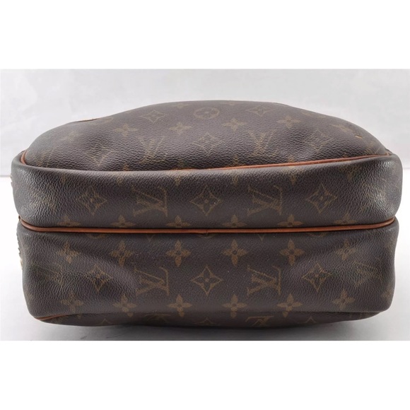 Louis Vuitton Reporter PM Monogram Crossbody Bag - Picture 9 of 16